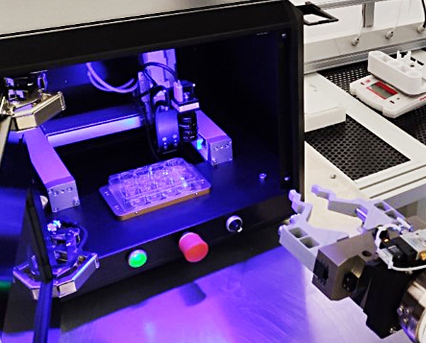 MediTOM – fully automated analysis of cell biological test systems MediTOM – fully automated analysis of cell biological test systems