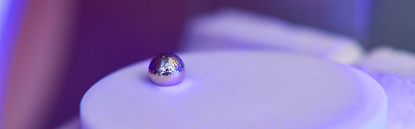 TensioTOM: Visualization of the dynamic wetting behavior of a metal melt  TensioTOM: Visualization of the dynamic wetting behavior of a metal melt